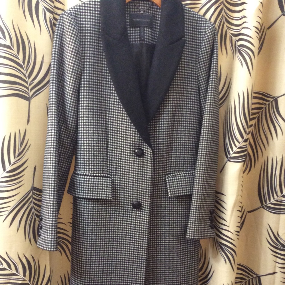 BCBG MAXAZRIA wool houndstooth coat